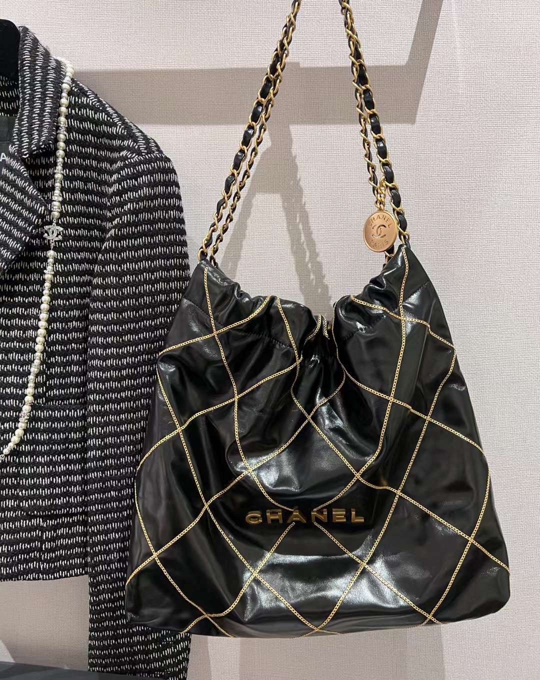 82895.jpg Chanel 23 - Image 1