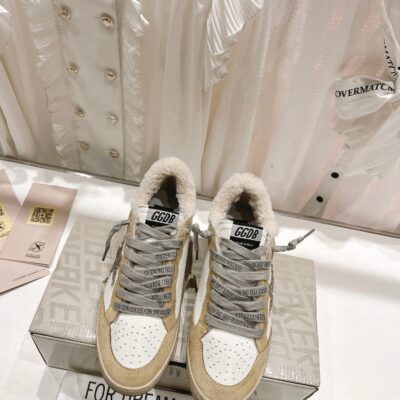Golden Goose Sneakers