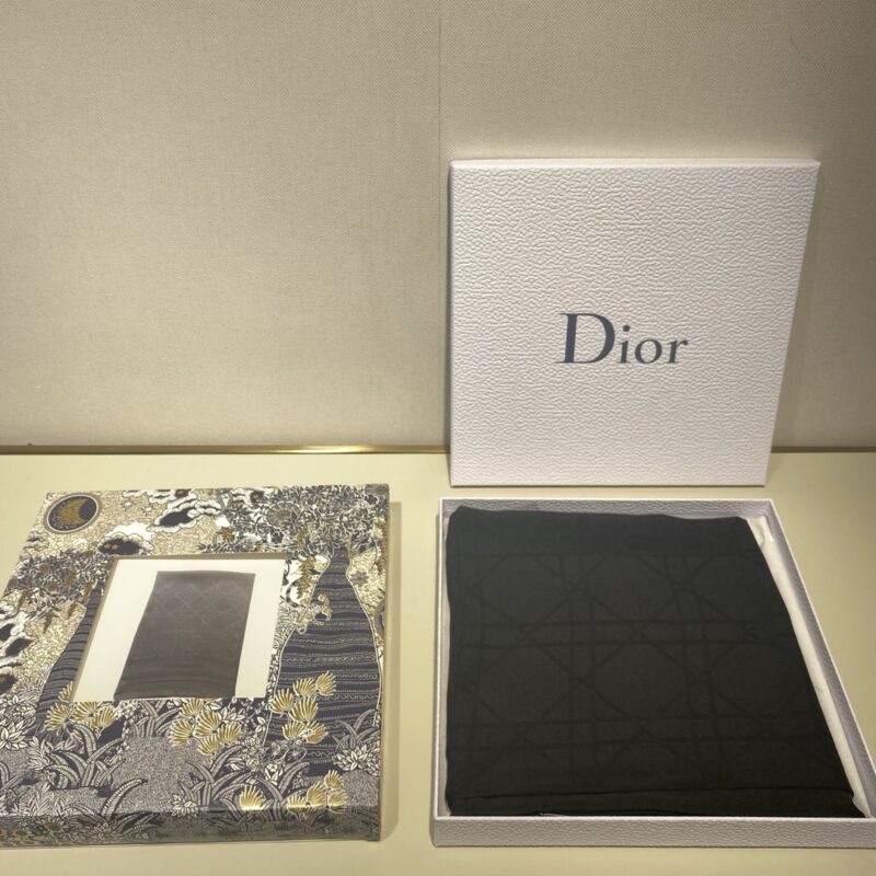 DIOR Cannage Scarf