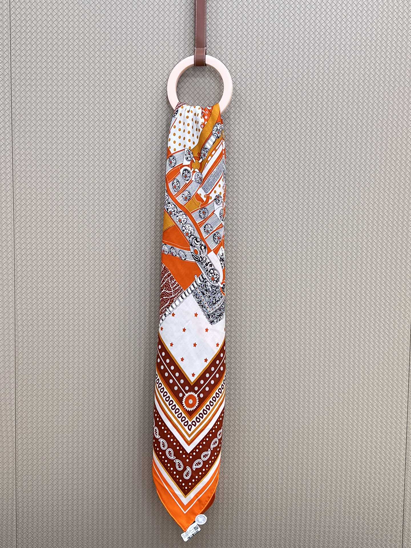 8ffe13_95677457e1144fae9ea5b682c72a44camv2.jpg Hermes Noble Saddle - Image 1