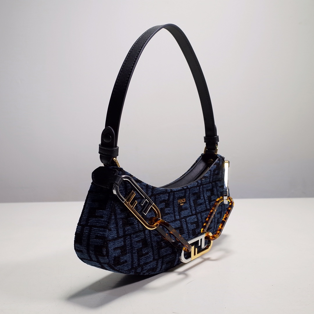 Fendi Chenille Clutch - Image 4