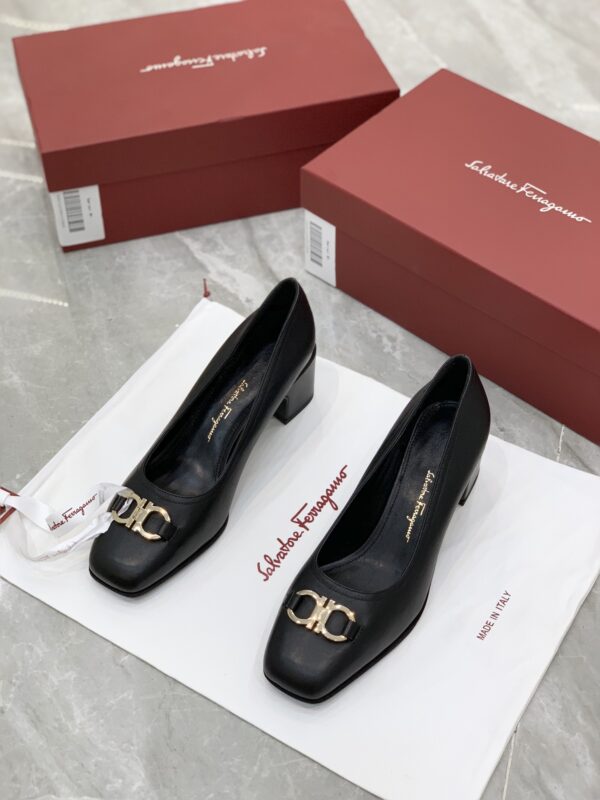 Feraggamo Double-sided Buckle Heels