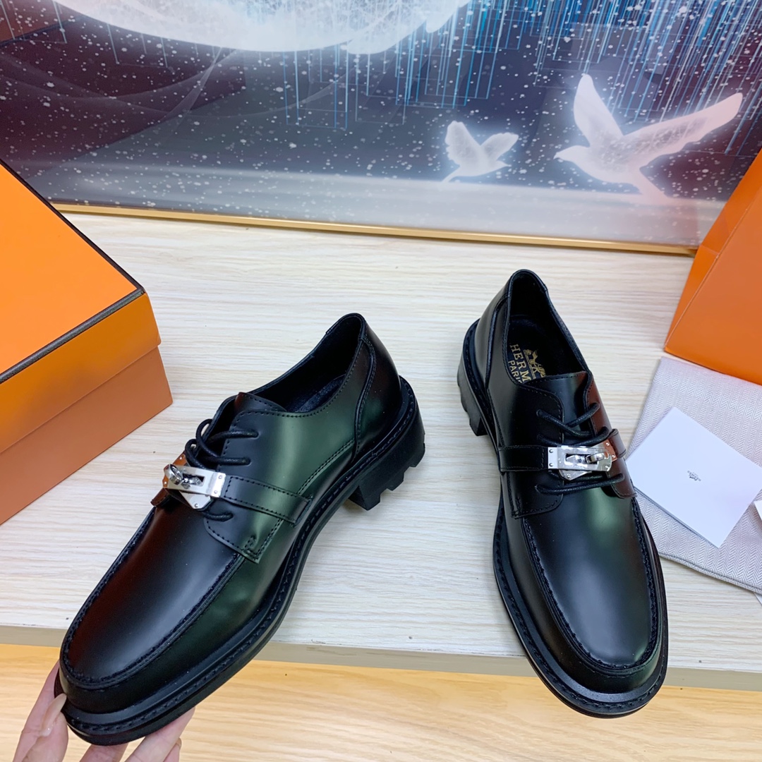 Hermes Lace-up Kelly Buckle Shoes - Image 6