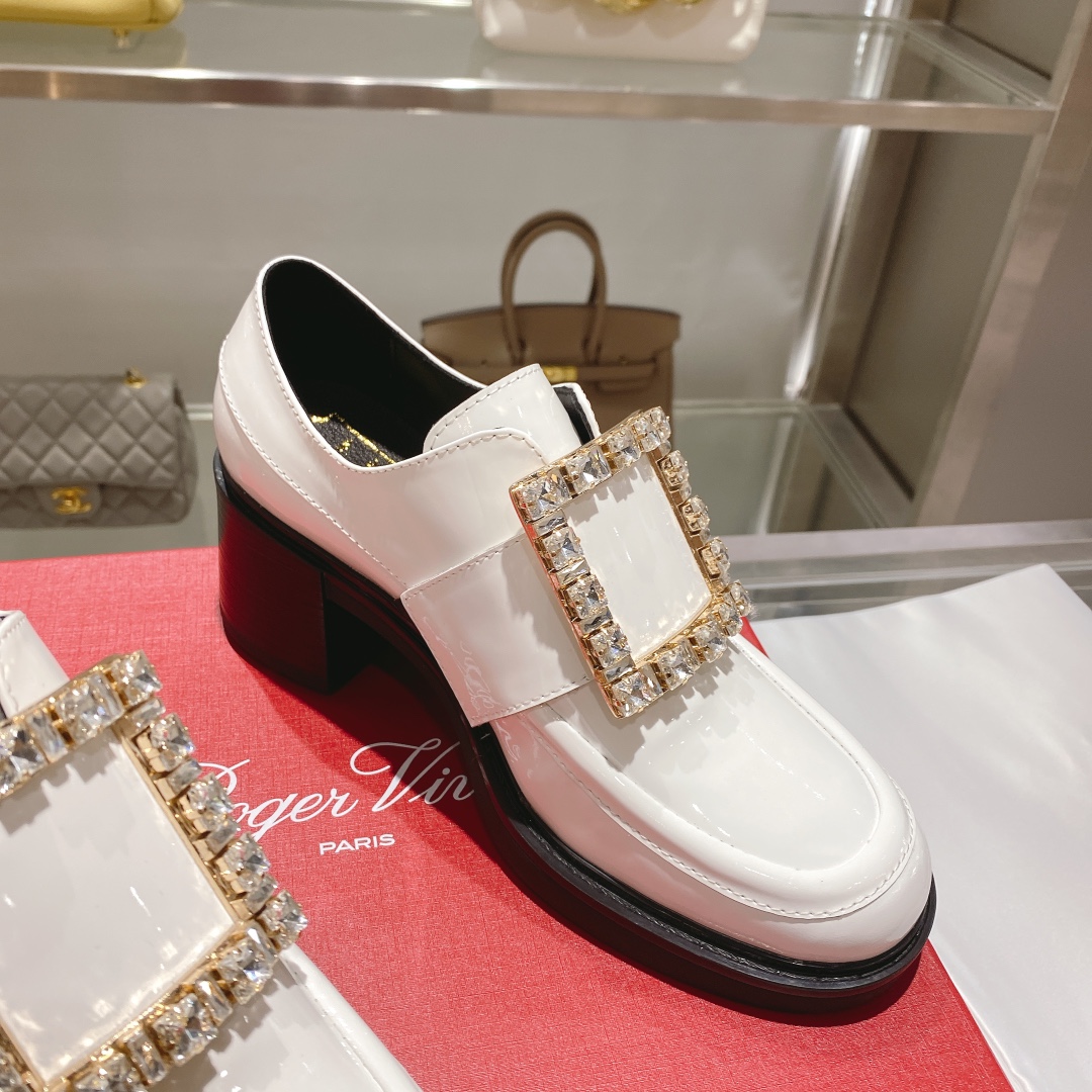 Roger Vivier Diomond Buckle Shoes - Image 5