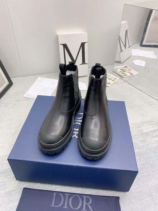 Dior Thick-soled Short Snow Boots