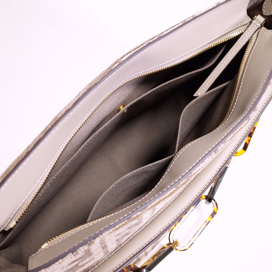 Fendi Chenille Bag in Grey - Image 6