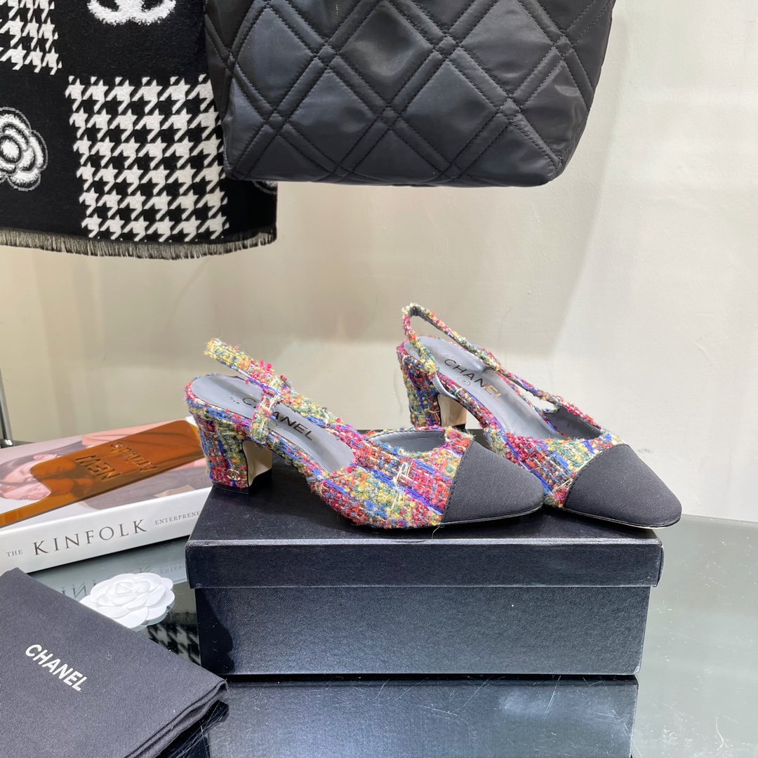 Chanel Tweed Slingback Shoes - Image 7