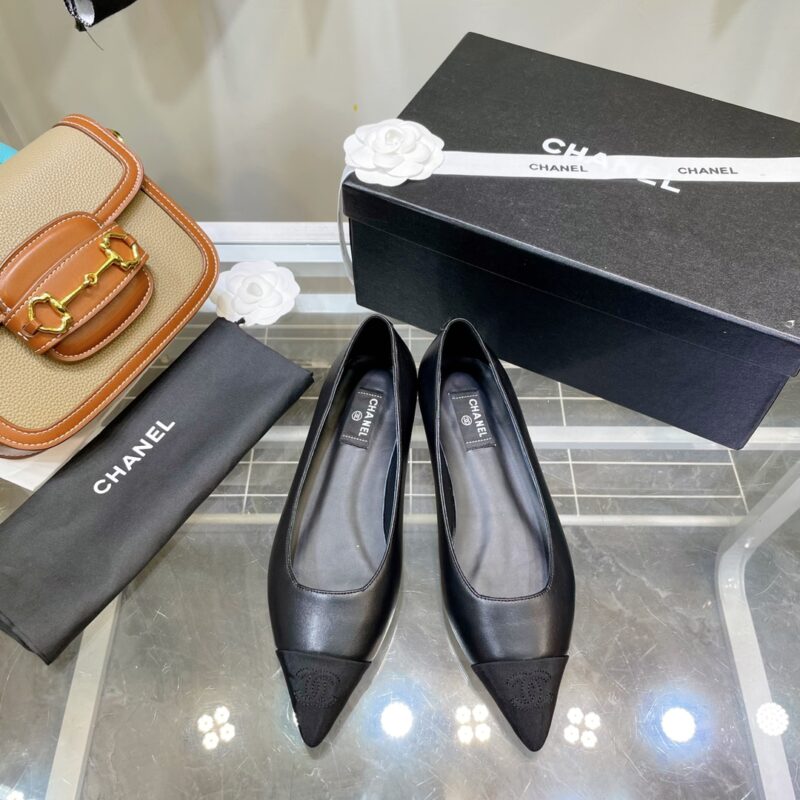 Chanel Black Pointed Toe Flat Shoes