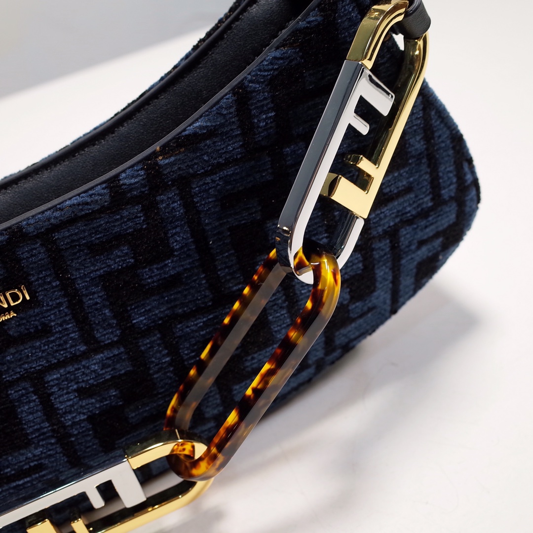 Fendi Chenille Clutch - Image 6