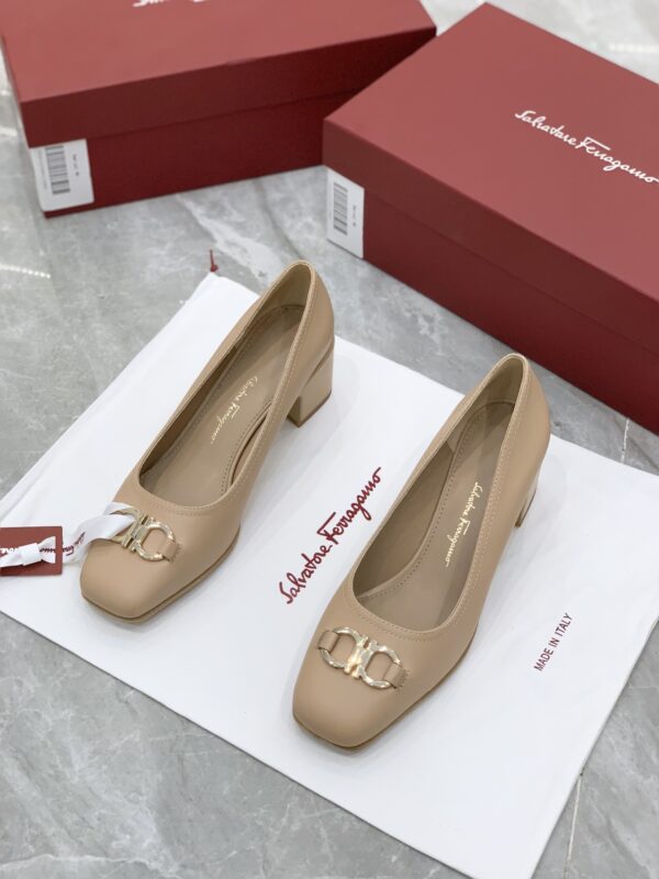 Feraggamo Double-sided Buckle Heels