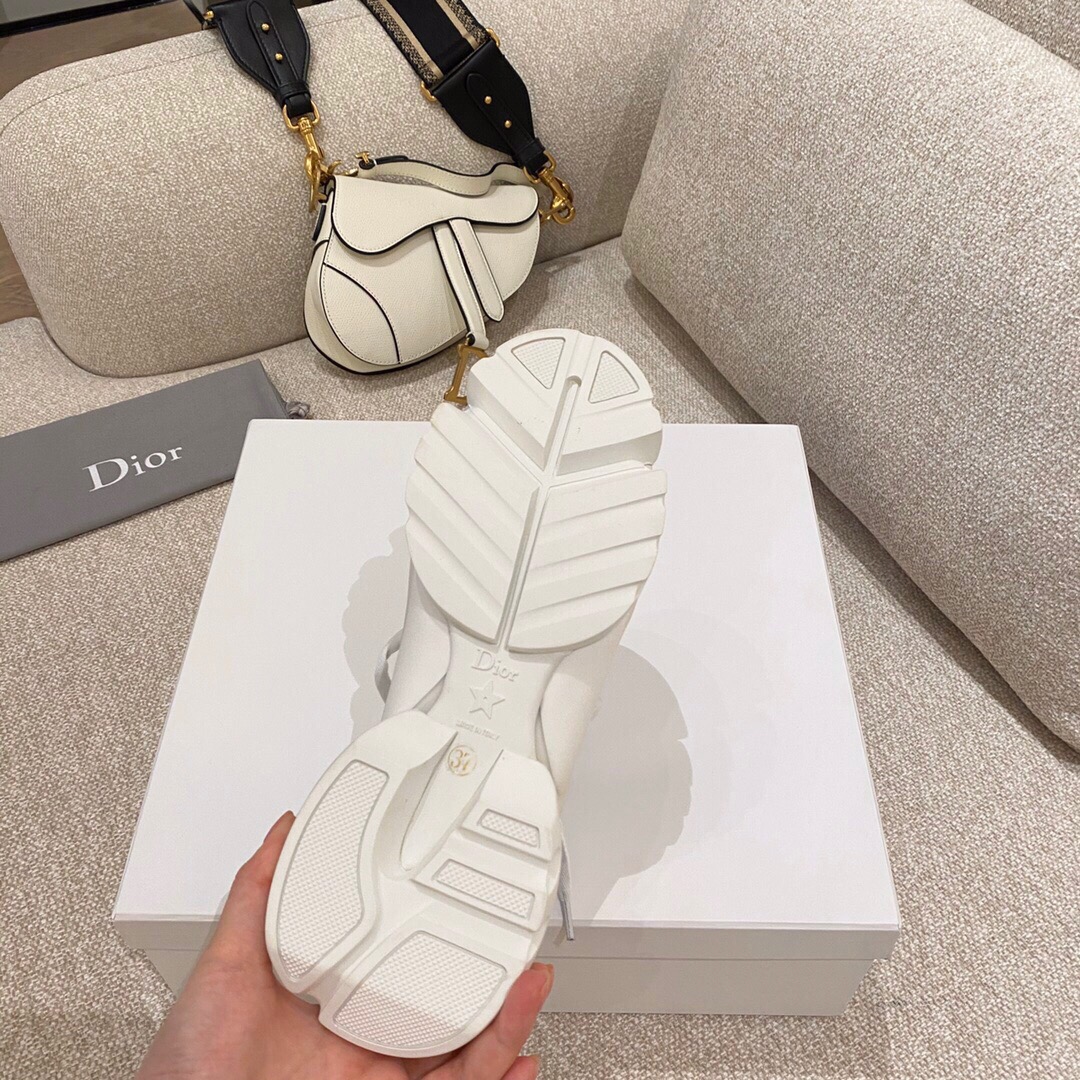 Dior Thick-bottomed Dad Sneakers - Image 10