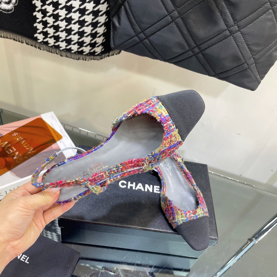 Chanel Tweed Slingback Shoes - Image 10