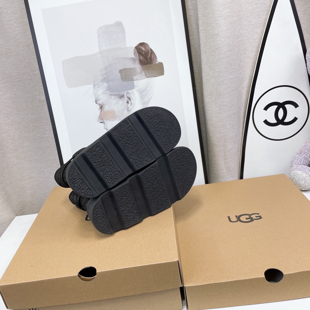 UGG Wool Boots - Image 7