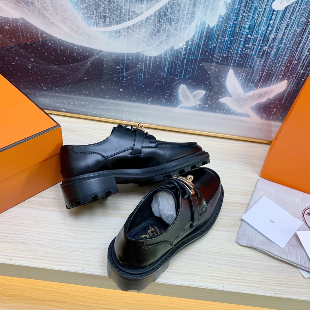 Hermes Lace-up Kelly Buckle Shoes - Image 7