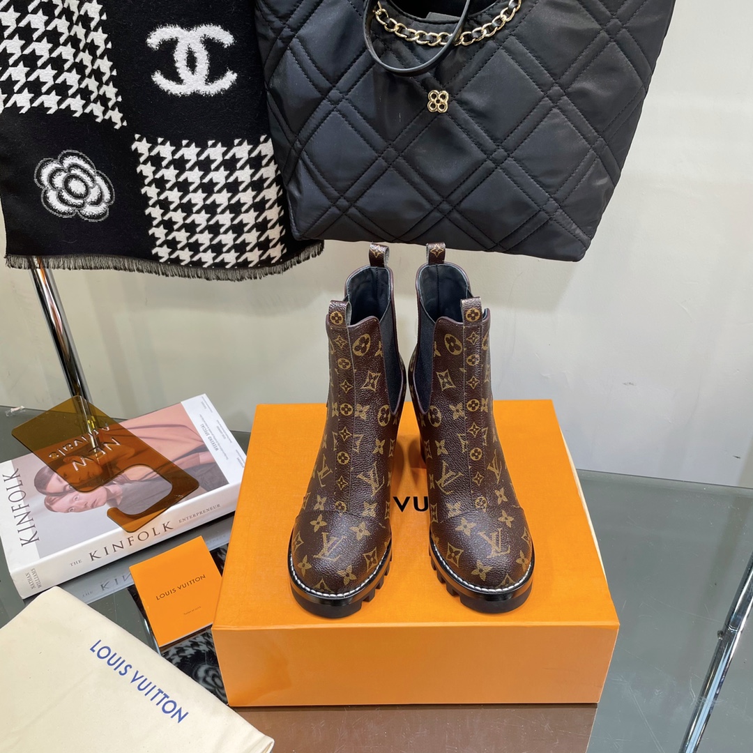Louis Vuitton High-heeled Short Boots