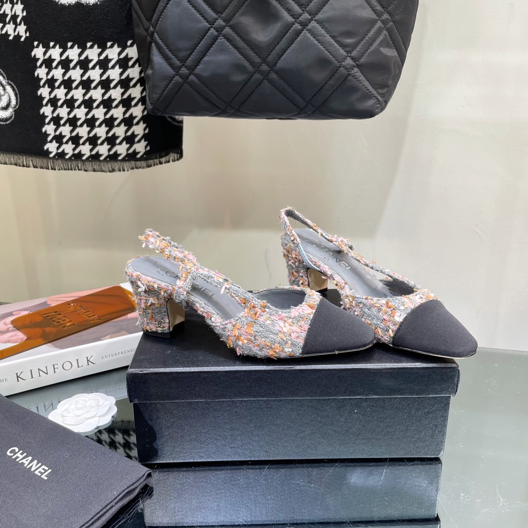 Chanel Tweed Slingback Shoes - Image 6