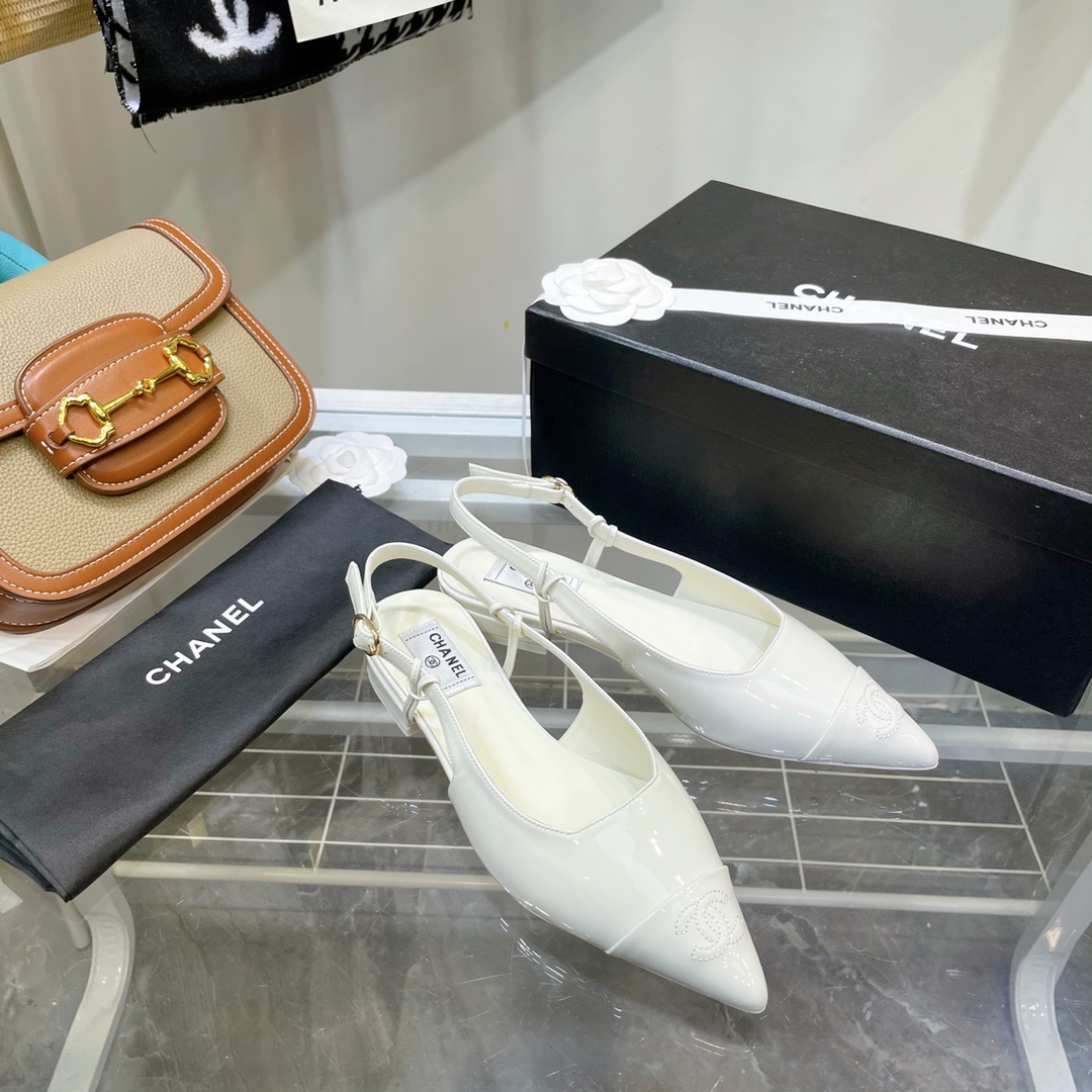 Chanel White Pointed Toe Slingback Shoes - Image 3