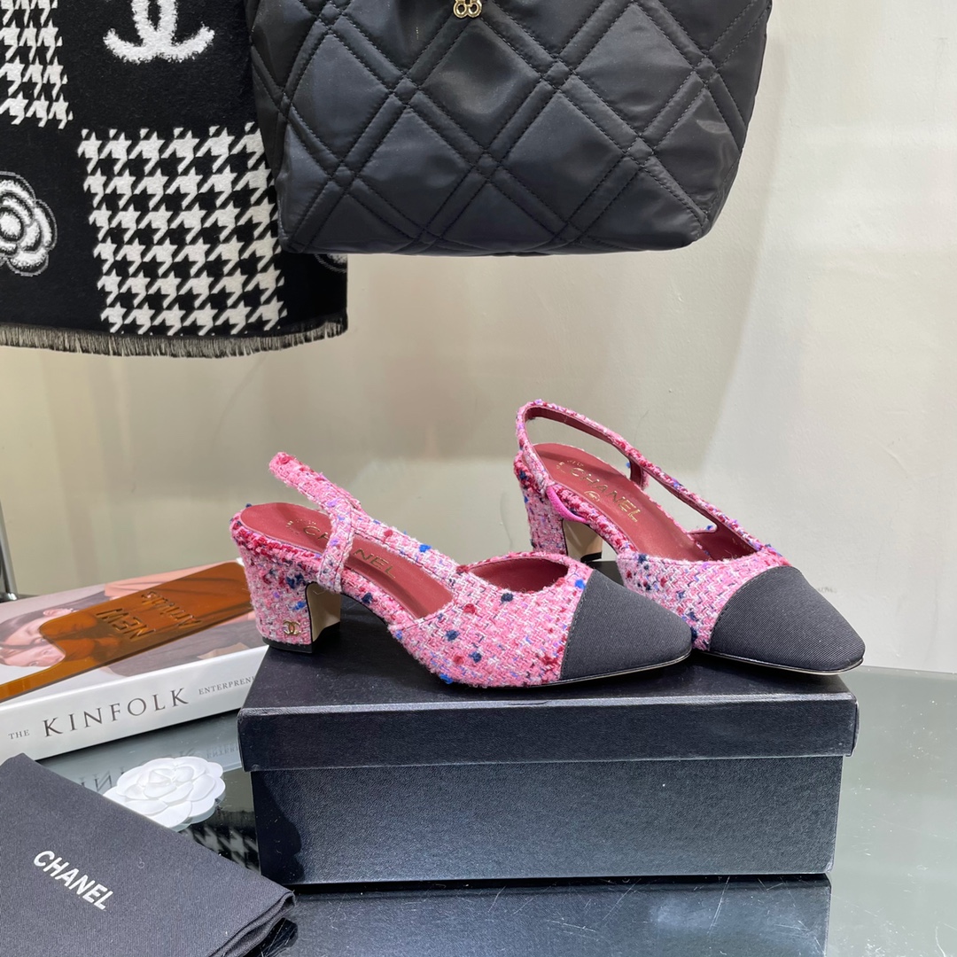 Chanel Tweed Slingback Shoes - Image 10