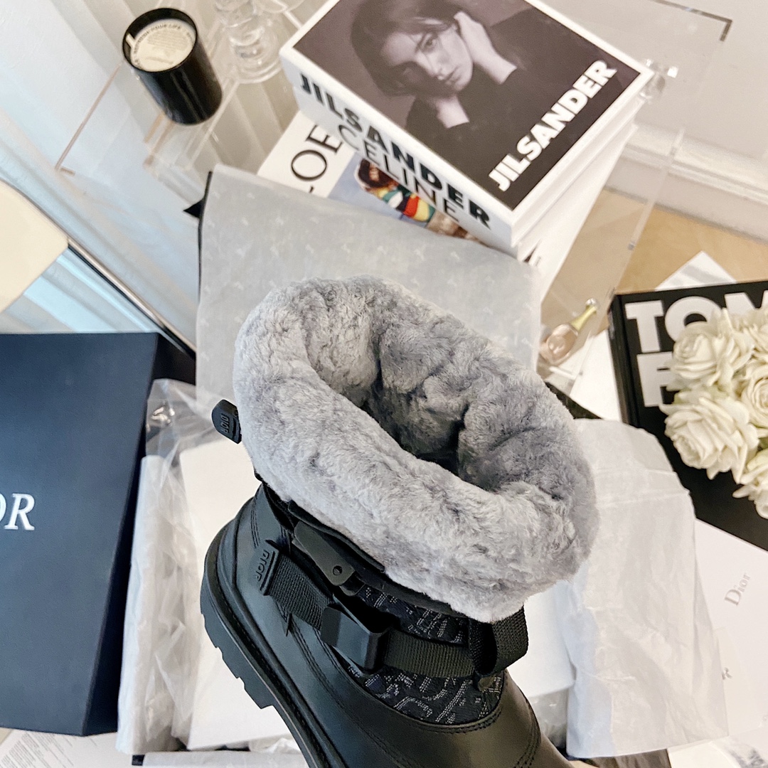 Dior High-top Martin Boots - Image 7