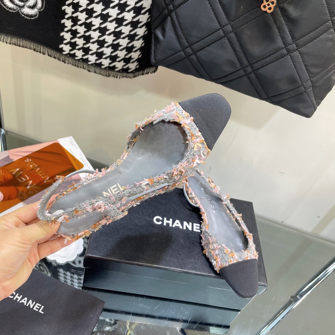 Chanel Tweed Slingback Shoes - Image 6