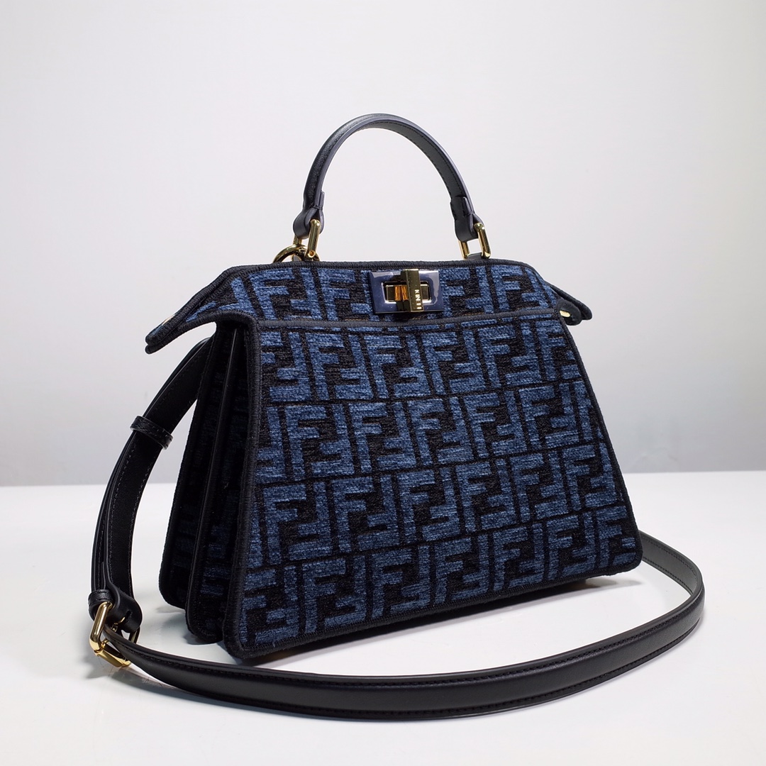 Fendi Peekaboo Small Bag - Image 3