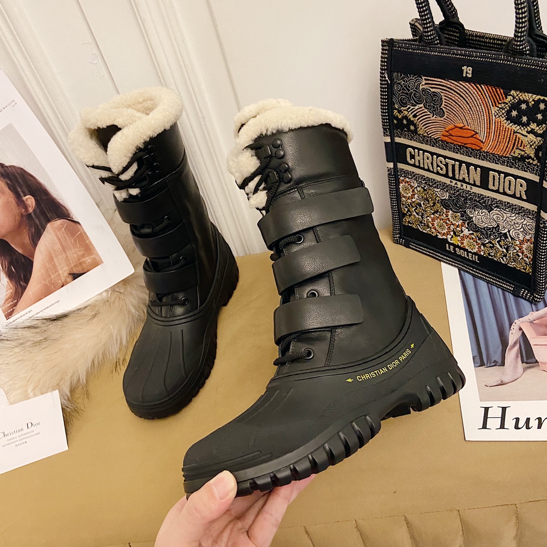 Dior High-top Martin Boots in Black - Image 5
