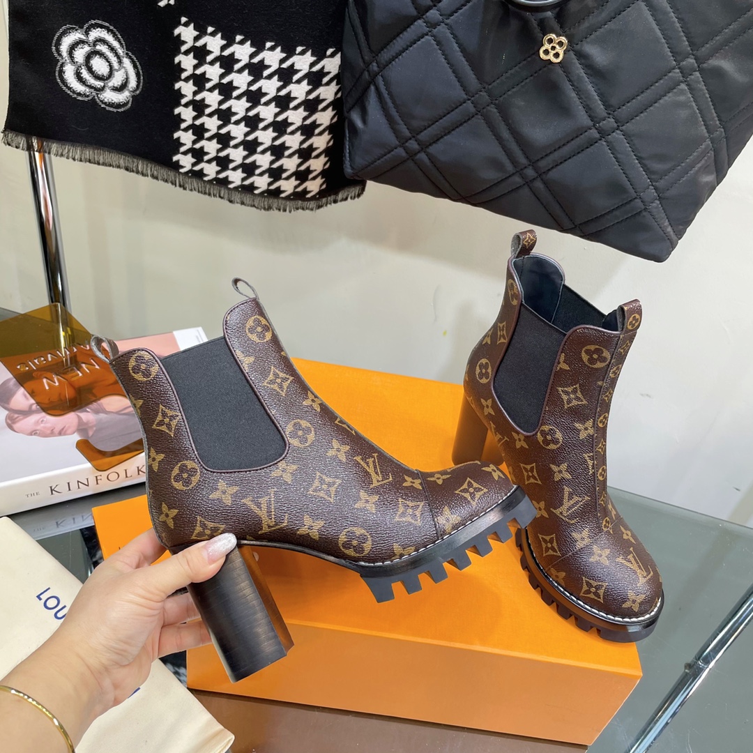 Louis Vuitton High-heeled Short Boots - Image 3