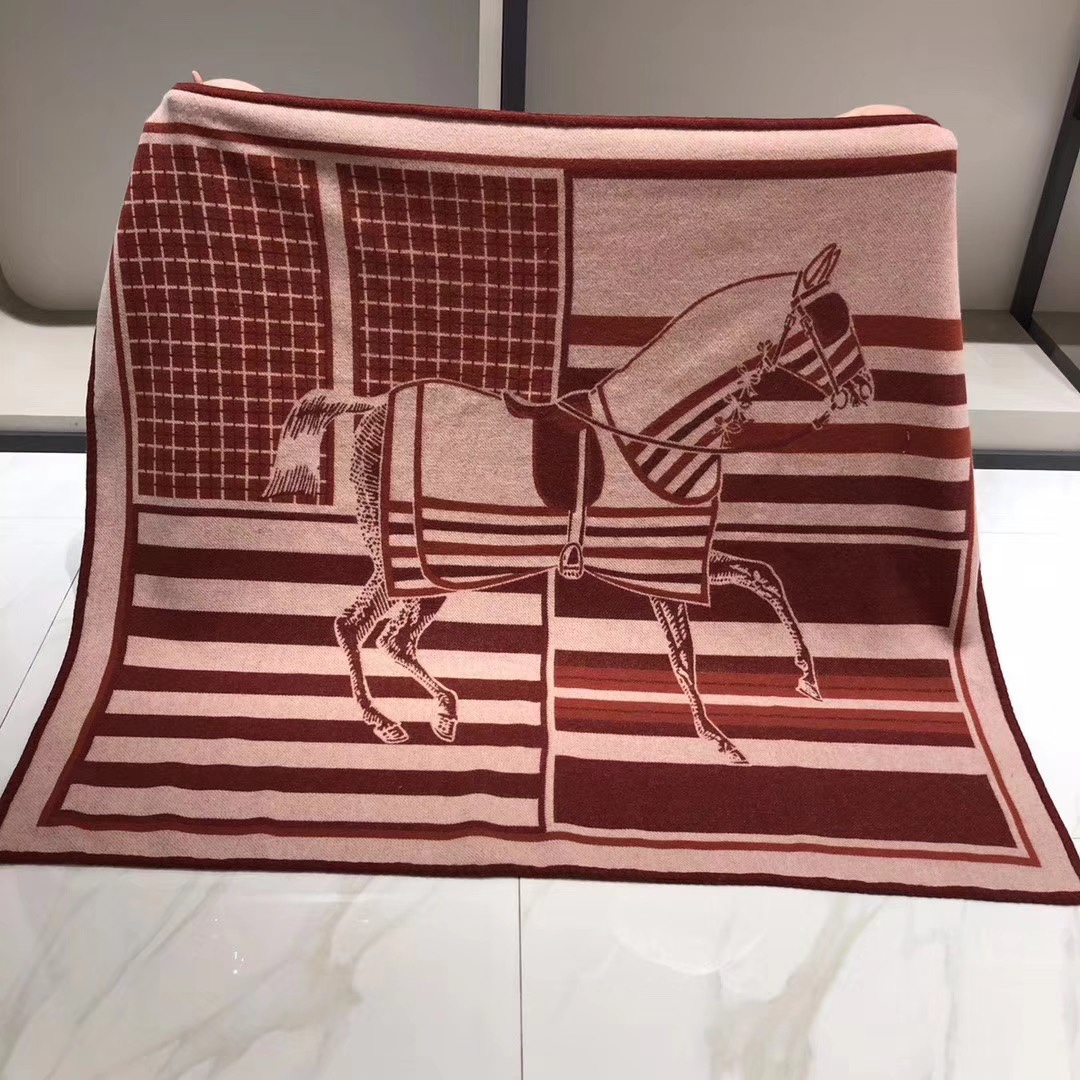 b3869c_83c62f8fdcbd497798fb47acf5765c23mv2.jpg Hermes Wool Blanket - Image 1