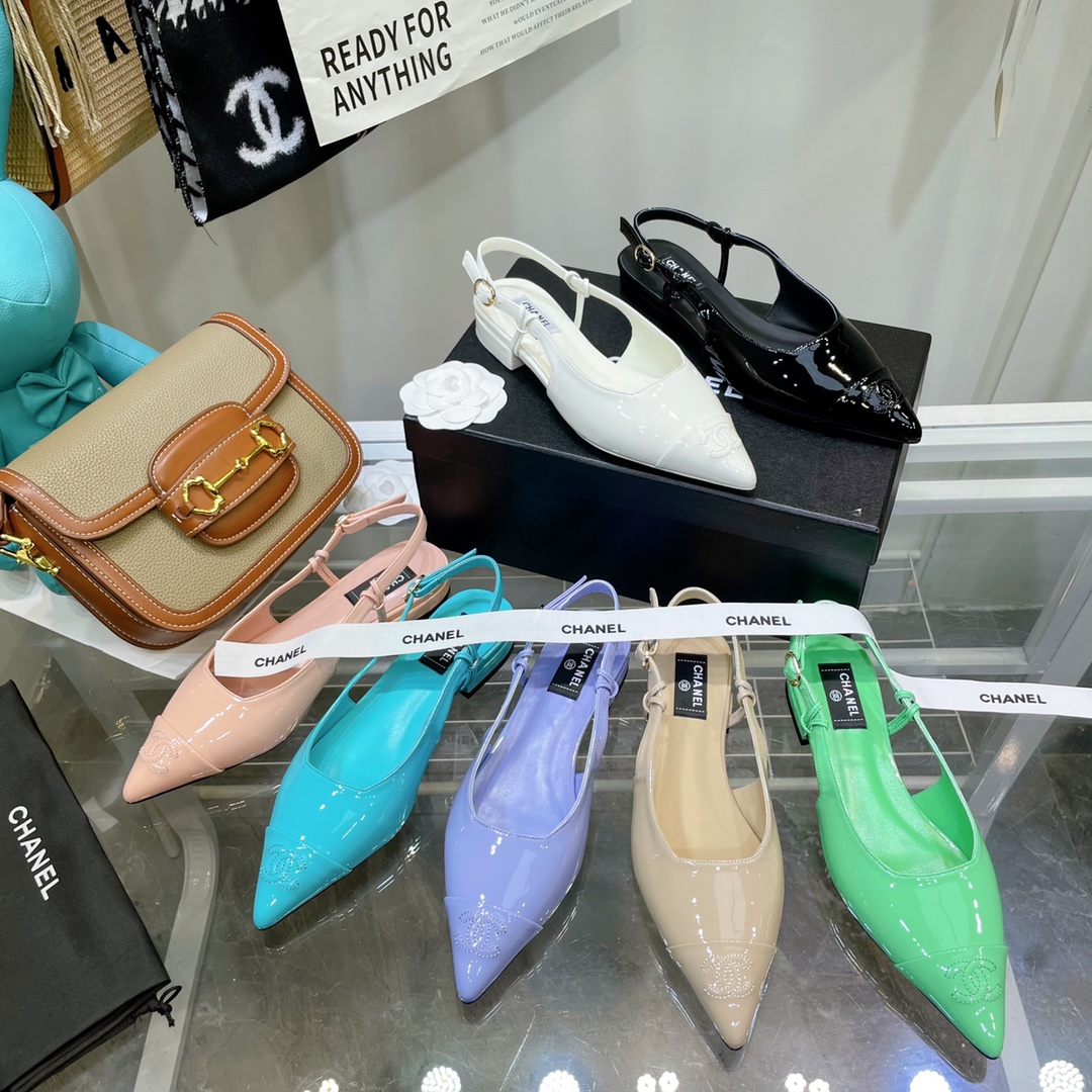 Chanel White Pointed Toe Slingback Shoes - Image 10