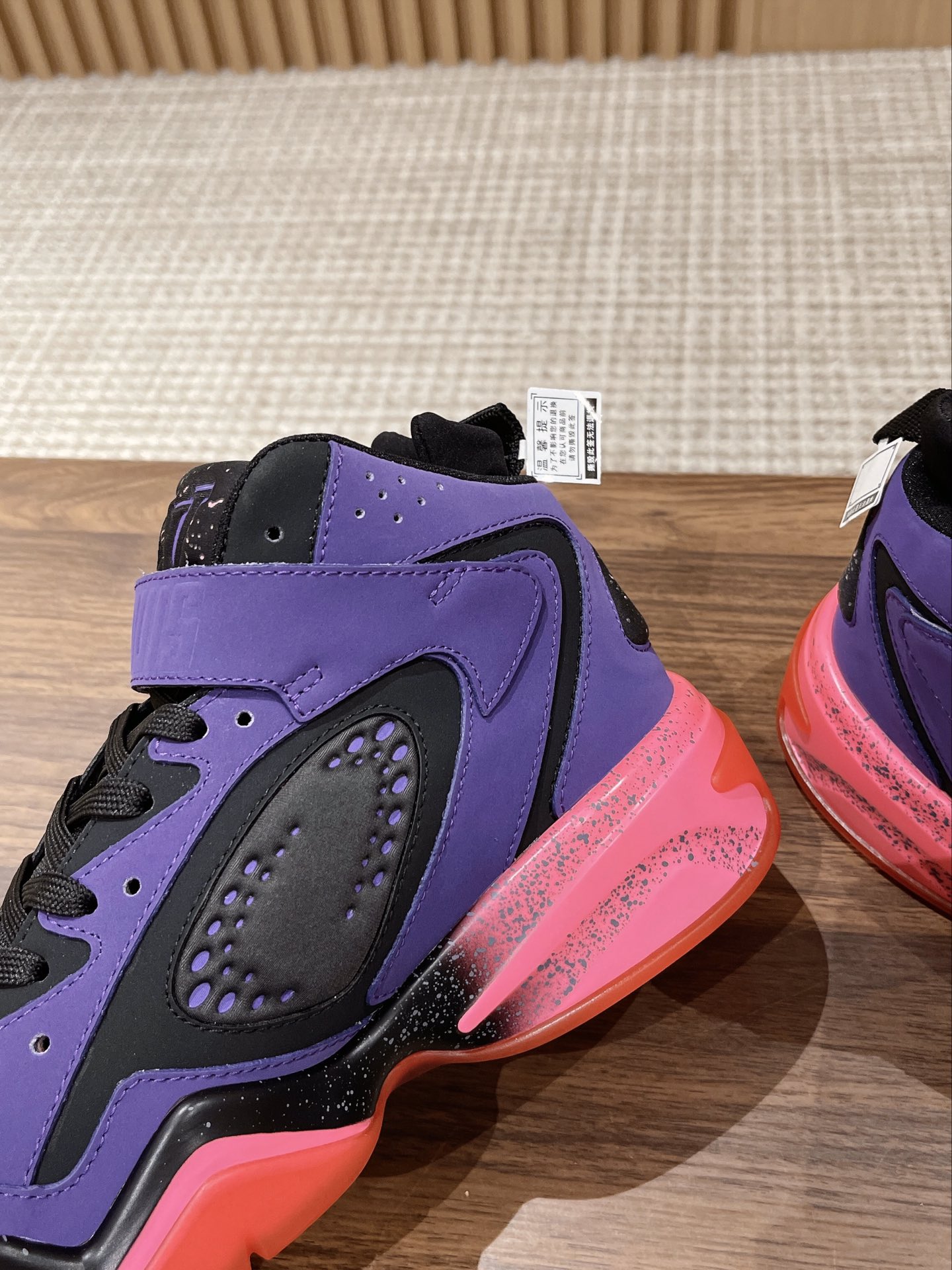 Louis Vuitton Sneakers - Image 10