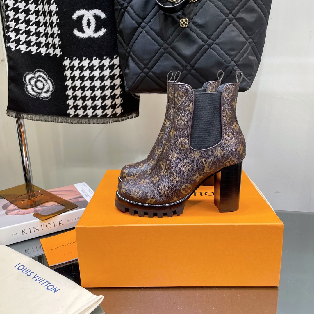 Louis Vuitton High-heeled Short Boots - Image 9