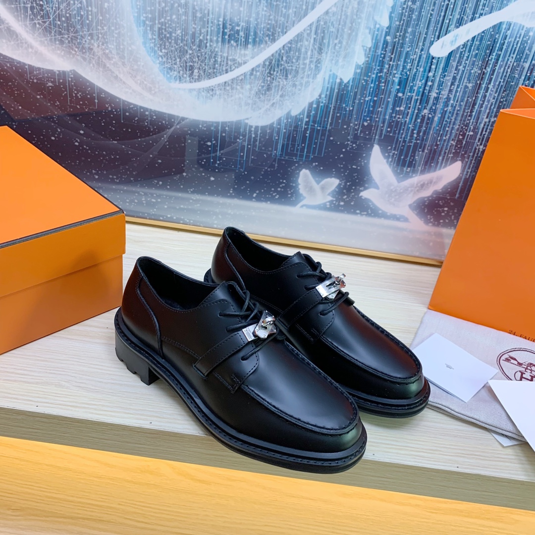 Hermes Lace-up Kelly Buckle Shoes - Image 5
