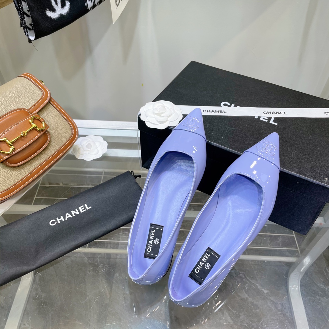 Chanel Purple Pointed Toe Flat Shoes - Image 3
