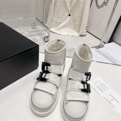 UGG Shoes