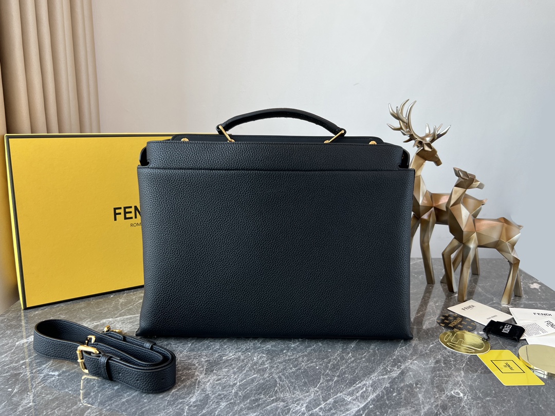 Fendi Selleria Bag - Image 3