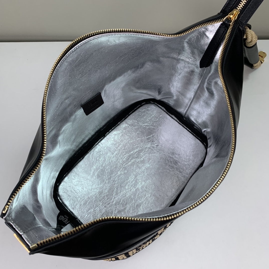 Fendi Raffia Lunch Box - Image 8