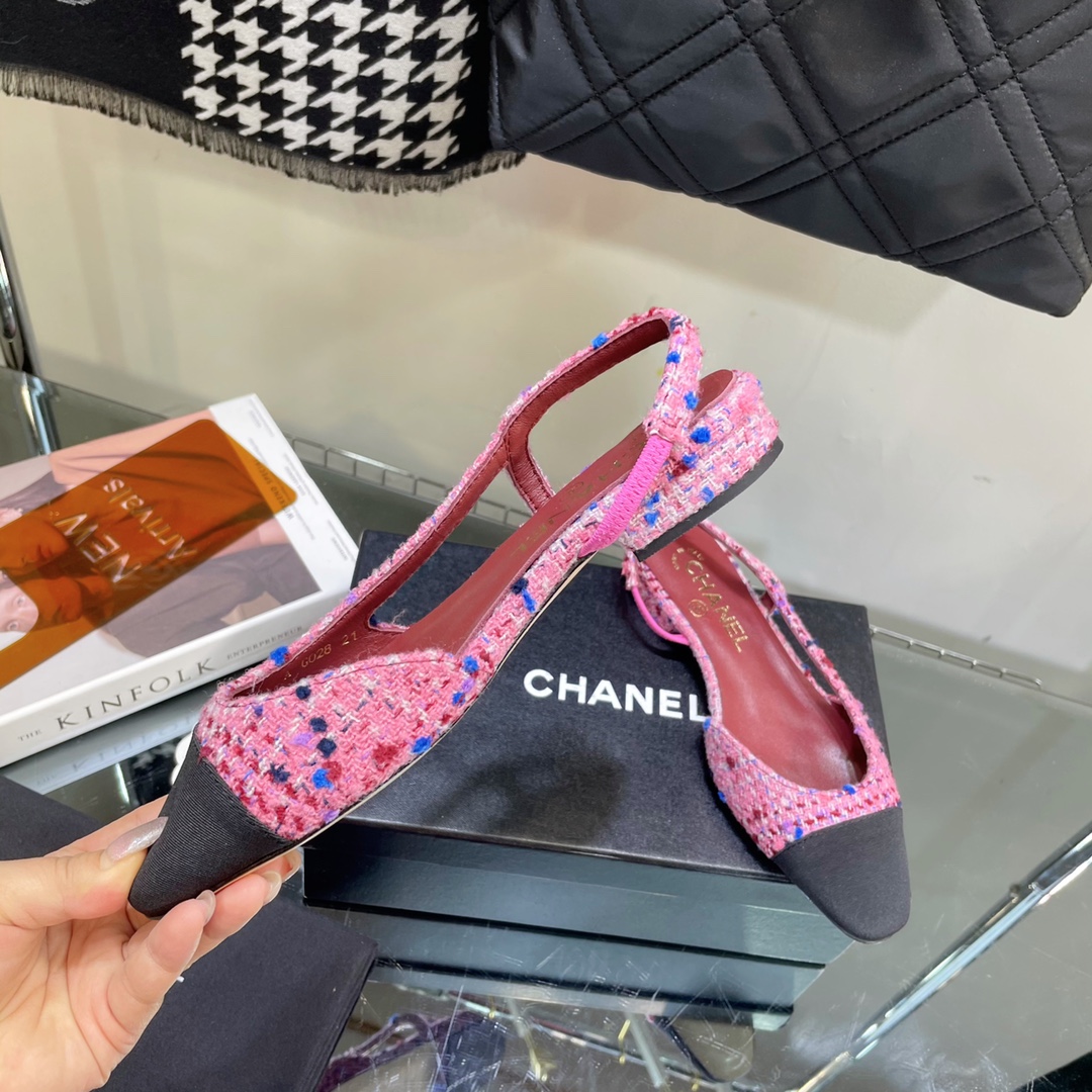 Chanel Tweed Slingback Shoes - Image 4