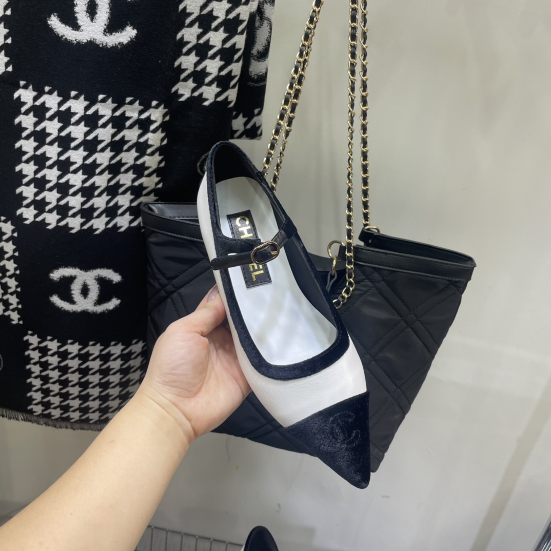 Chanel Pointed Toe Mary Jane Shoes - Image 7