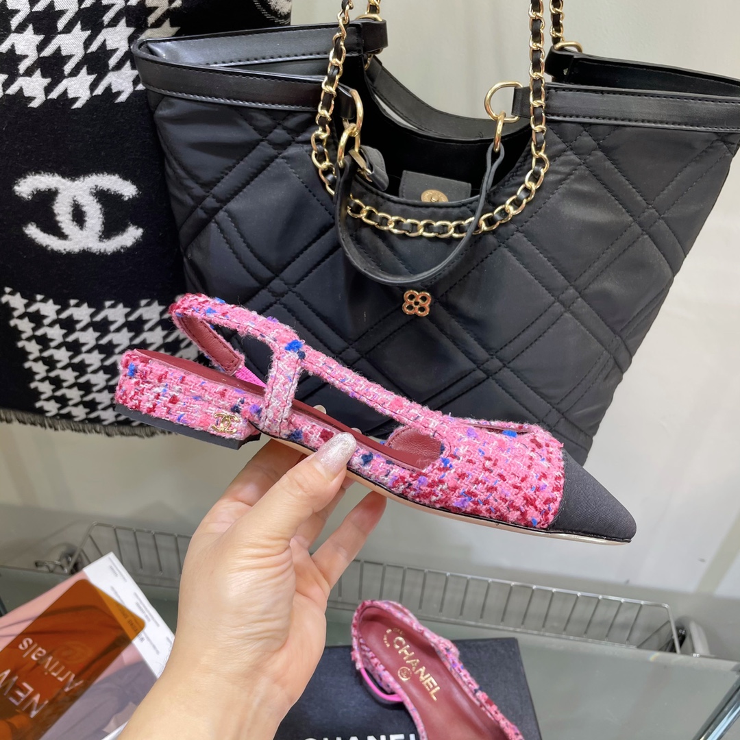 Chanel Tweed Slingback Shoes - Image 9