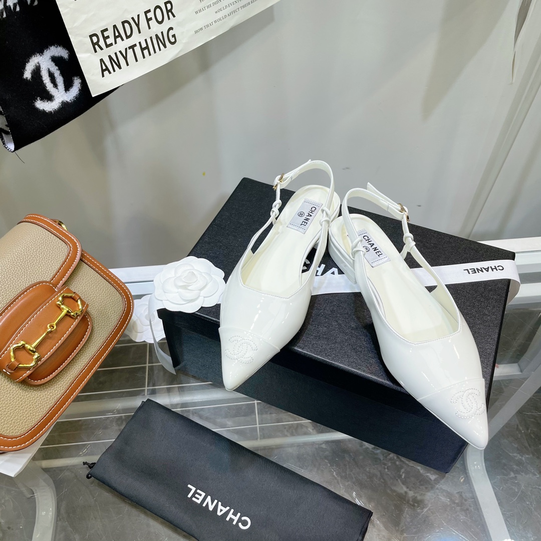 Chanel White Pointed Toe Slingback Shoes - Image 4