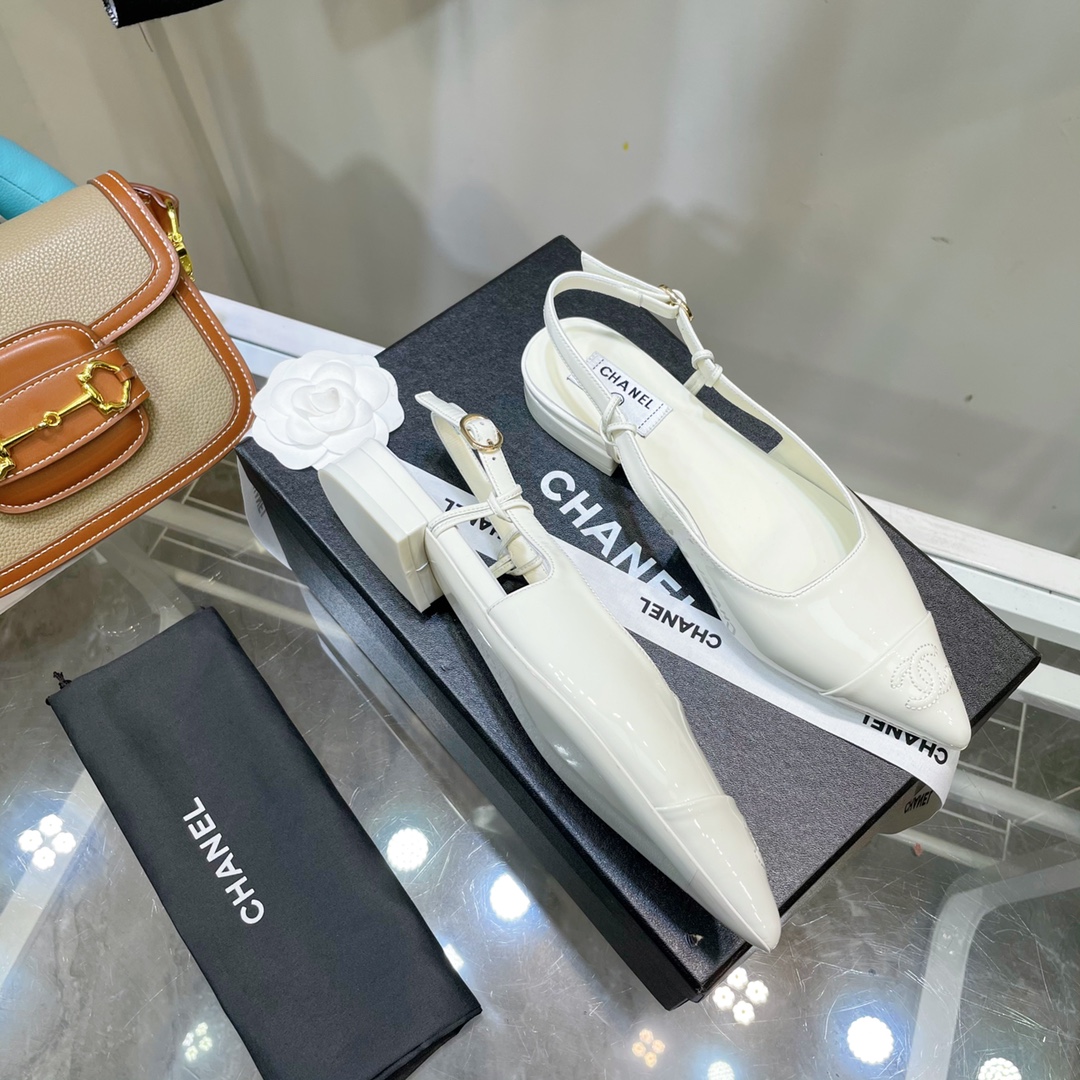 Chanel White Pointed Toe Slingback Shoes - Image 8