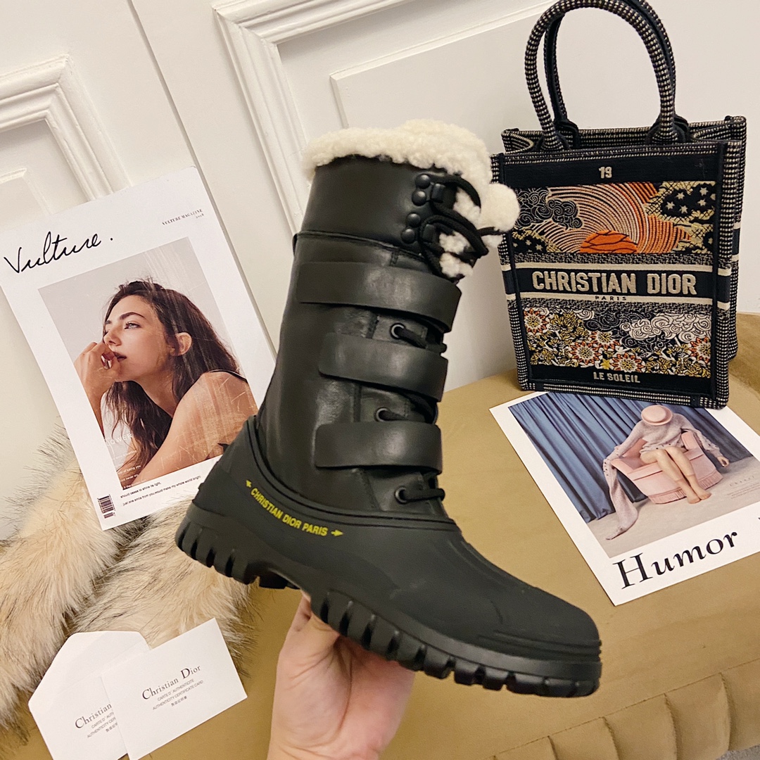 Dior High-top Martin Boots in Black - Image 8