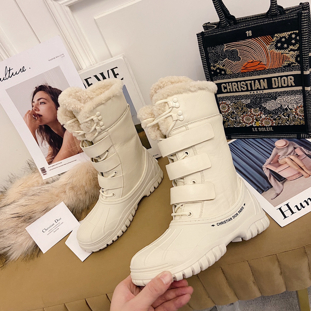 Dior High-top Martin Boots in Black - Image 4