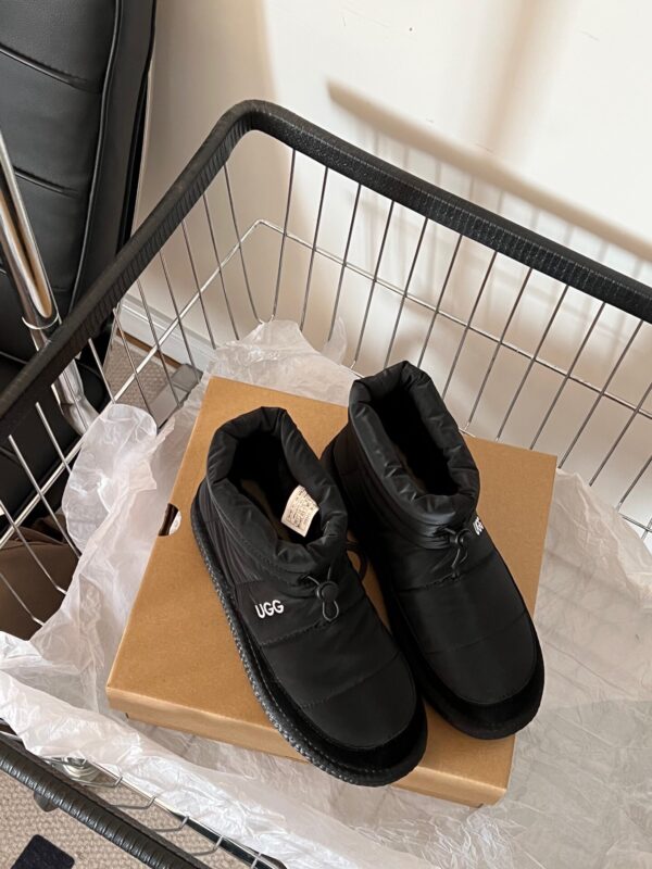 UGG Short Black Snow Boots