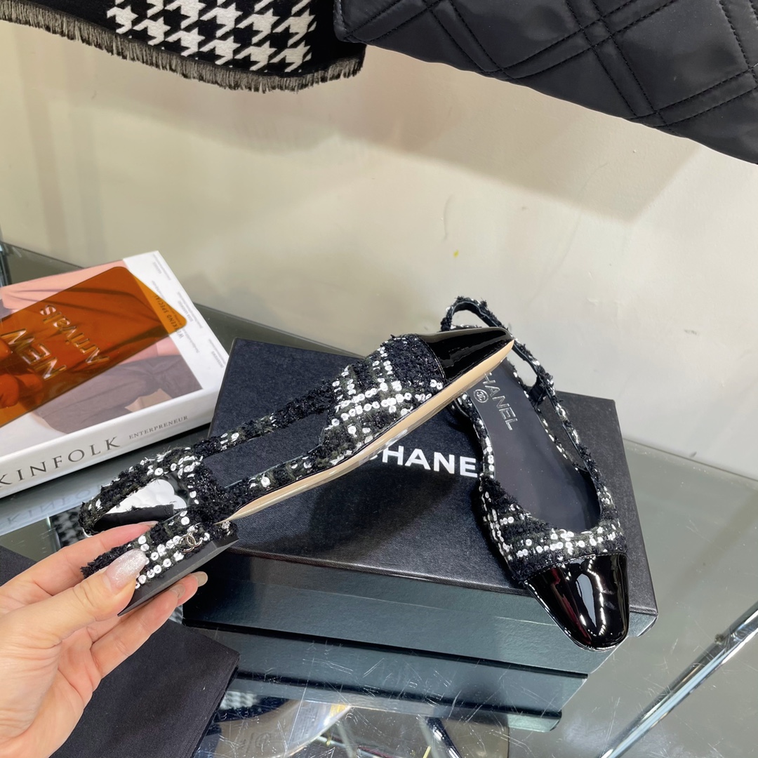 Chanel Tweed Slingback Shoes - Image 9