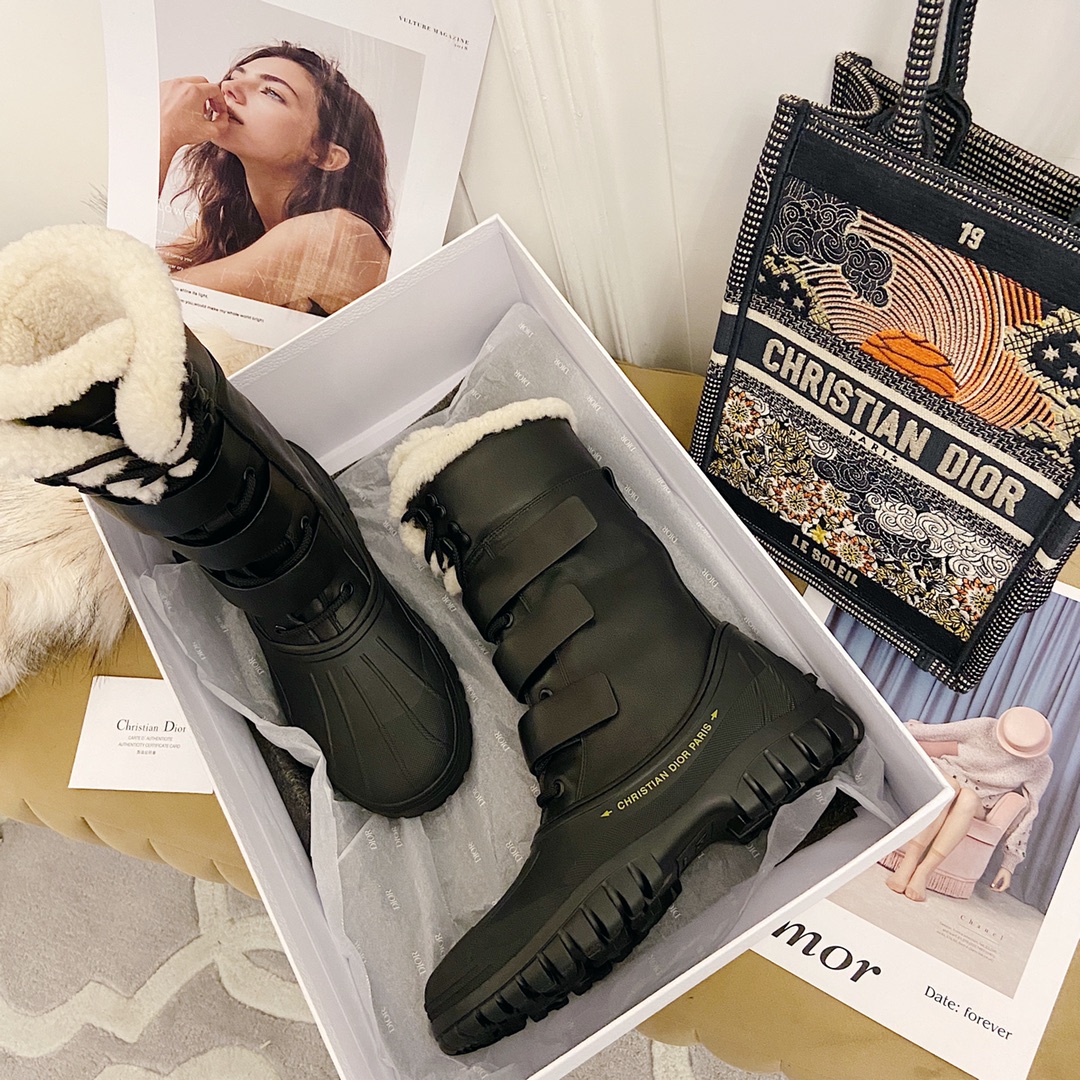 Dior High-top Martin Boots in Black - Image 3