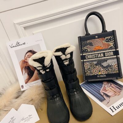 Dior High-top Martin Boots in Black