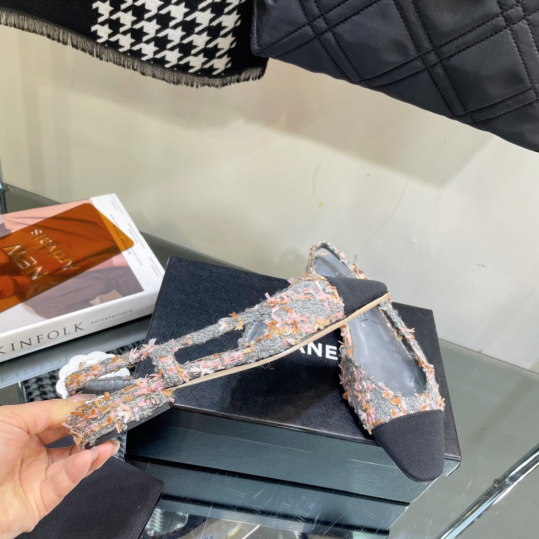 Chanel Tweed Slingback Shoes - Image 9