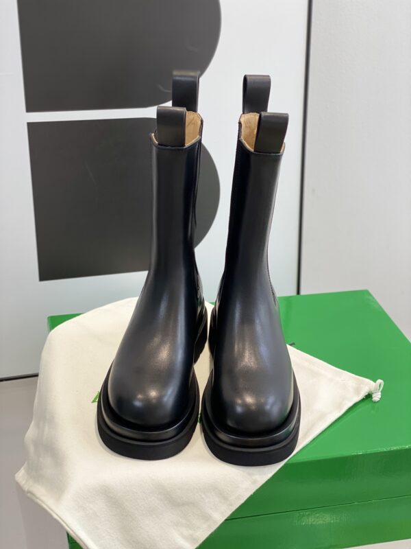 Bottega Veneta Leather Boots