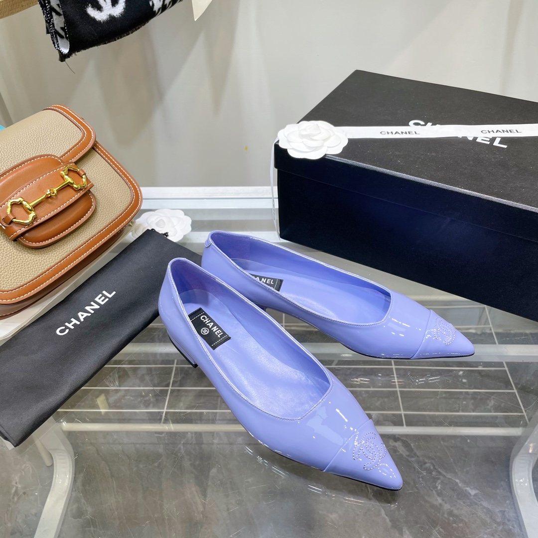 Chanel Purple Pointed Toe Flat Shoes - Image 4